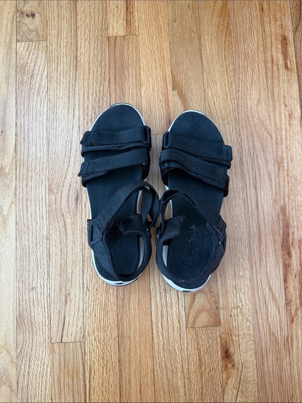 Skechers D’Lites Sandal - Picture 3 of 5
